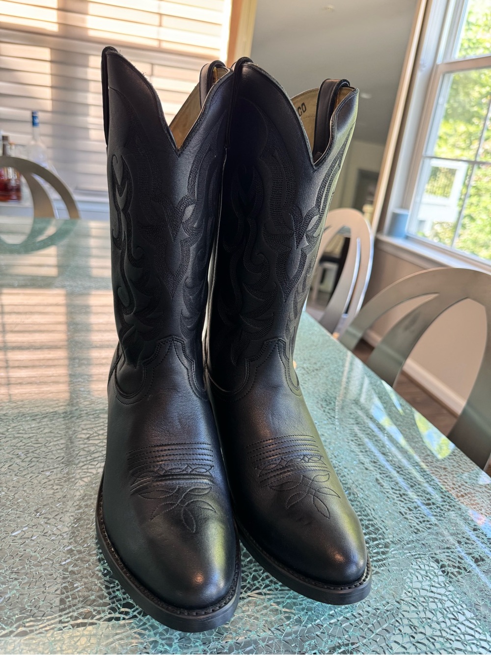Durango Black Embossed Leather Western Boots 9.5 EE
